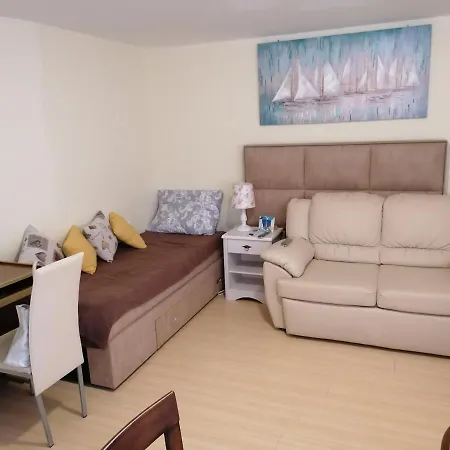 Sara Cosmo Apartment