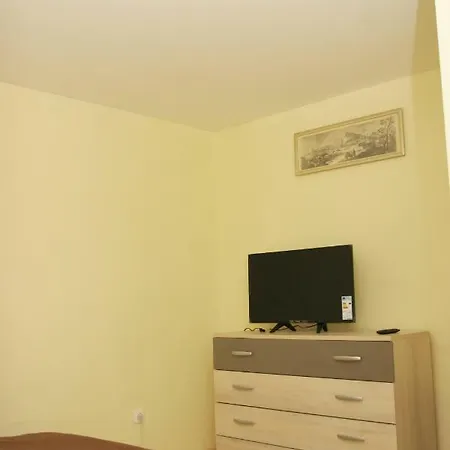 Sara Cosmo Apartment