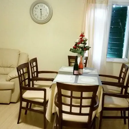 Sara Cosmo Appartement Split