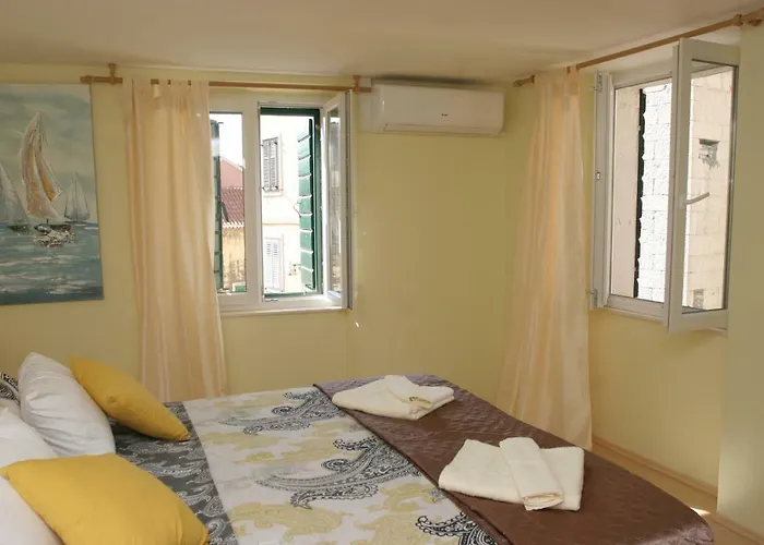 Sara Cosmo Appartement Split