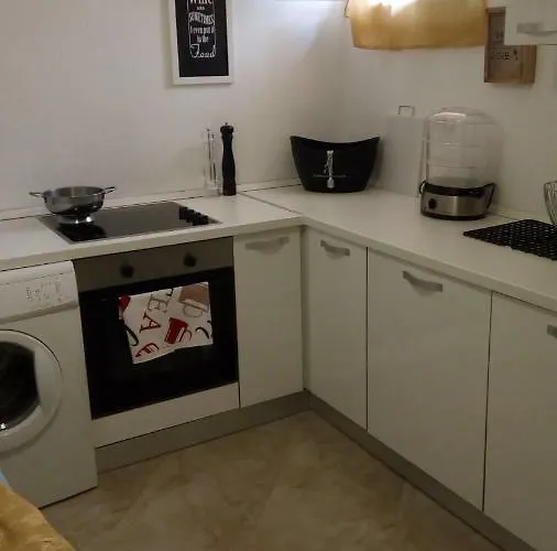 Sara Cosmo 아파트